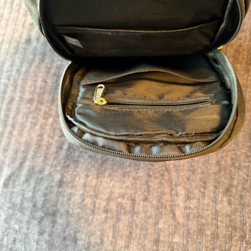 Shoulder bag like new, grey and black with multiple compartments