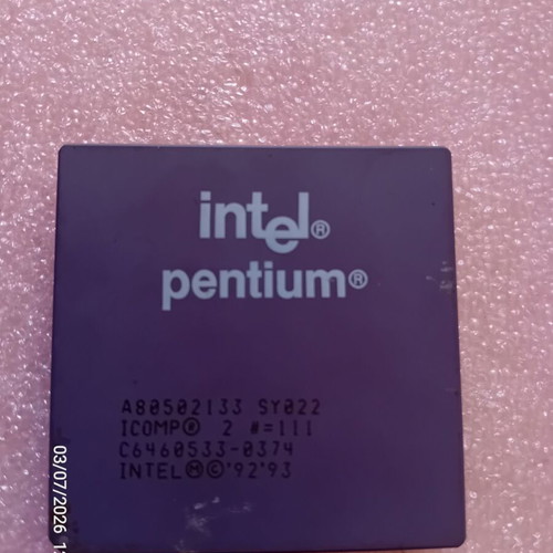 Intel Pentium 133 MHz Socket 7 CPU used, vintage processor