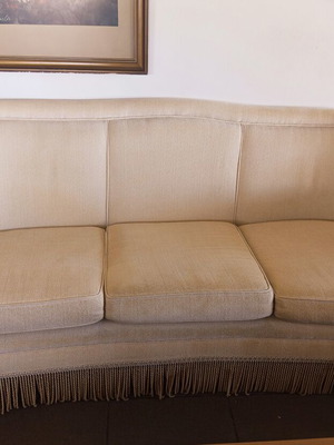 Vintage three-seater sofa with two armchairs set like new