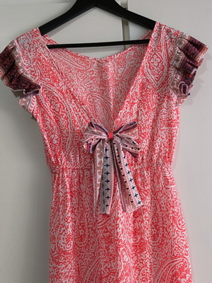 Maxi dress like new with ruffles and bow, size M, multicolor