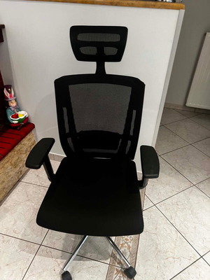 Office chair like new