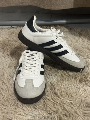 Adidas Samba γυναικεία αθλητικά μέγεθος 38 καινούργια, λευκά