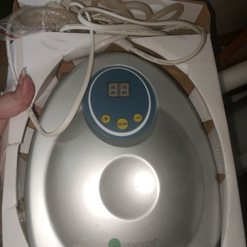 Ozone purifier like new, older model