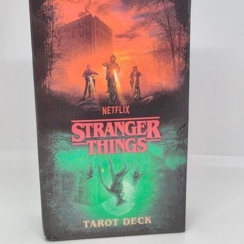 Stranger Things Tarot Deck like new, 78 cards official edition