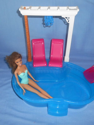Barbie πισίνα και κούκλα μεταχειρισμένα