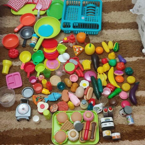 Children's kitchen toys used, pack of 143 pieces