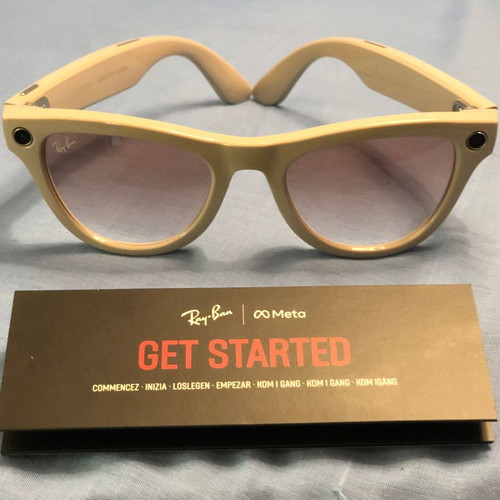 Ray-Ban Meta Skyler Gen 1 women's cat-eye sunglasses, gray frame, cinnamon beige lenses
