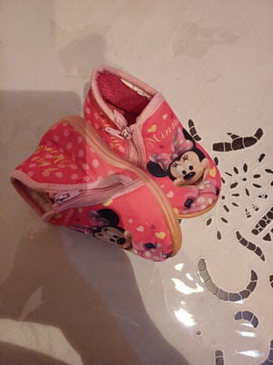 Children's slippers used
