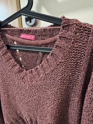 Pink Woman Oversized Cropped Knit Sweater like new, purple