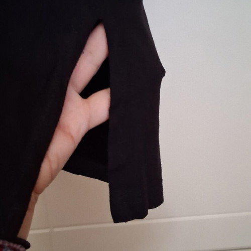 Sleeveless top black, like new, sizes L and XL