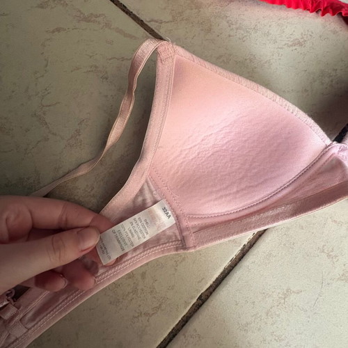 Set of two bras 32AA red and pink like new