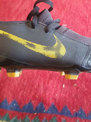 Nike kids football shoes in good condition