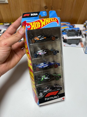 F1 Hot Wheels pack new sealed