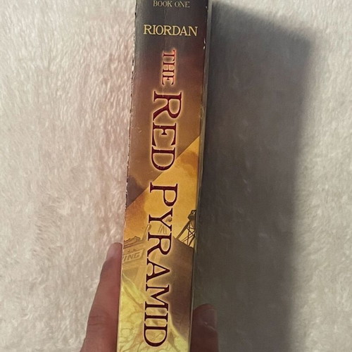 The Red Pyramid paperback by Rick Riordan