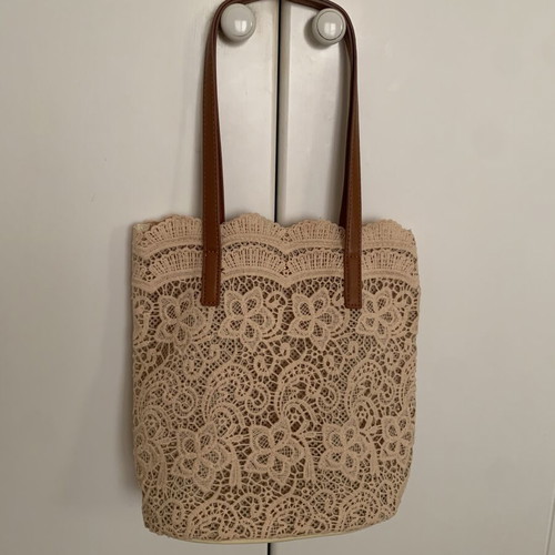 Summer lace shoulder bag beige with brown handles like new