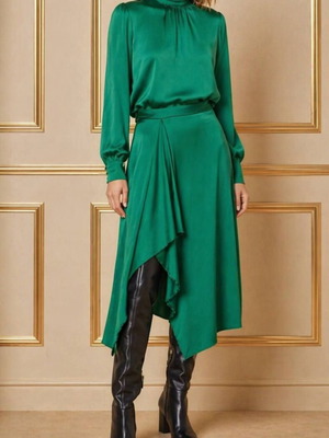 Zara skirt new, green with asymmetric hem size M