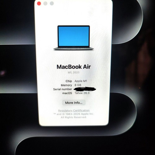Macbook Air 2020 M1 8GB 256GB used with charger