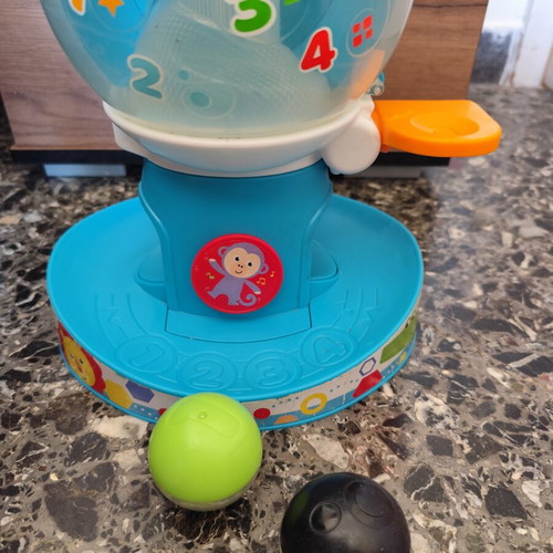 Fisher Price Go Baby Go Swirl'n Tunes Gumball toy