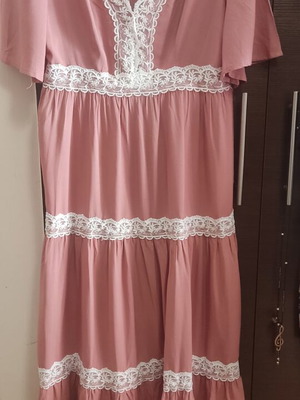 Shein long dress with lace medium, like new, dusty pink