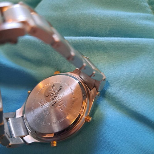 Benrus watch like new, waterproof to 100 meters