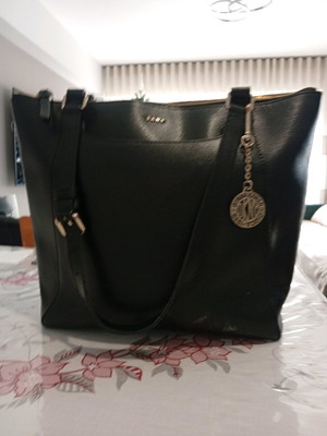 DKNY shoulder bag black like new