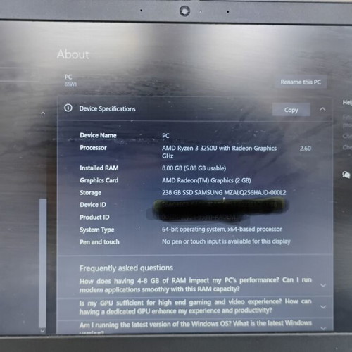 Laptop Lenovo like new, AMD Ryzen, 8GB RAM, 256GB SSD, 15-inch