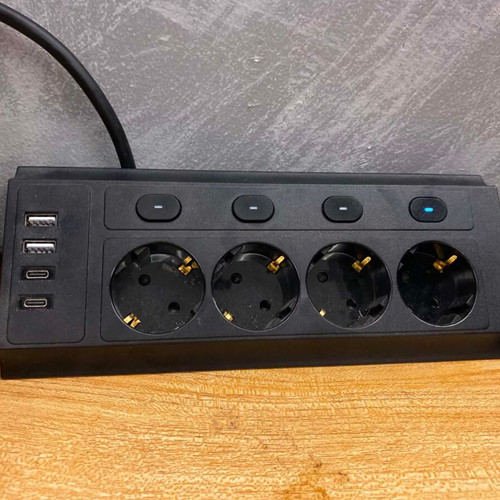 Power Strip 4 Schuko Outlets with Independent Switches and 4 USB Ports new