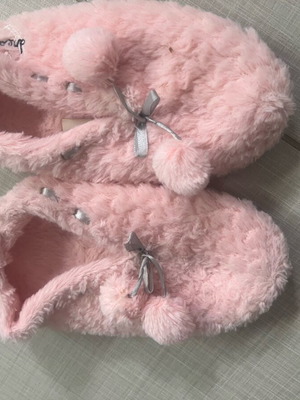 Slippers new with pom-poms, size 38, white and pink