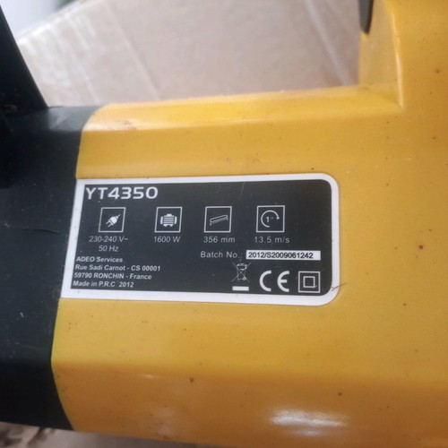 Electric chainsaw used, functional