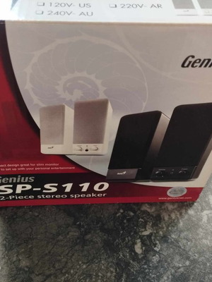 Genius SP-S110 2-piece stereo speakers like new