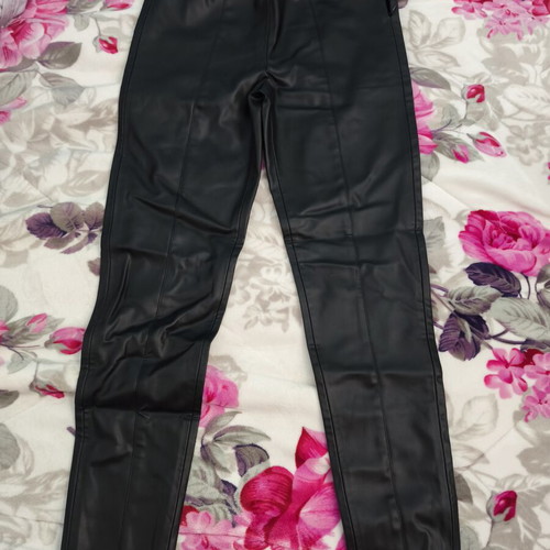 Zara leather pants like new, black, size M