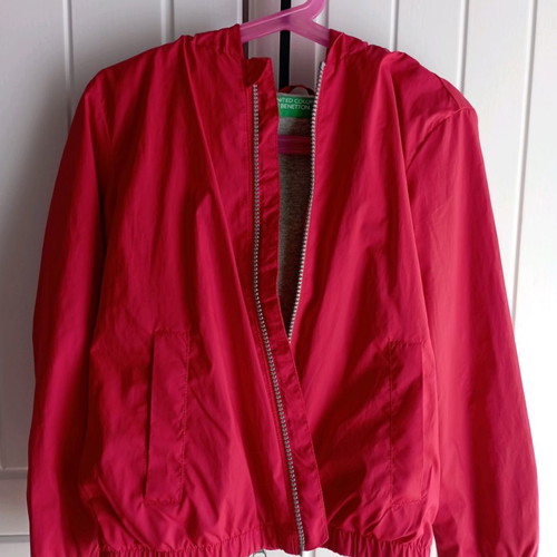 Benetton jacket used, red, size S 6-7 years