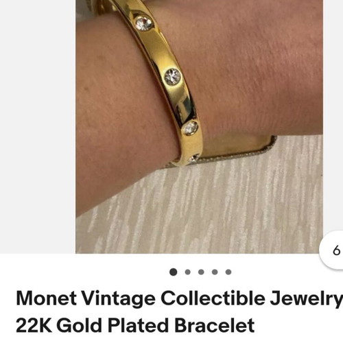 Vintage Monet bracelet like new, 22k gold plated with crystals