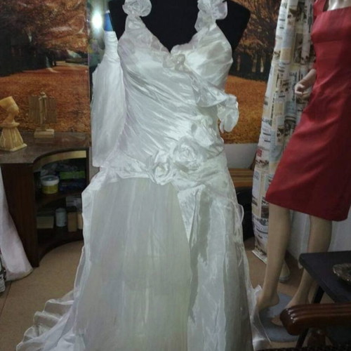 Wedding dresses new, unworn, sizes S-M, set of two