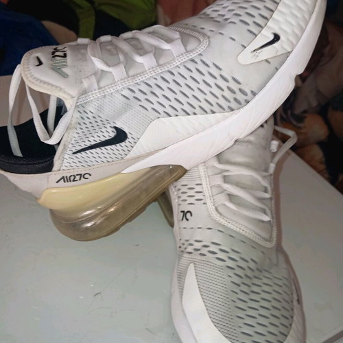 Nike Air Max 270 sneakers size 44.5 like new, white
