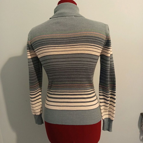 Vintage striped knitted turtleneck sweater like new