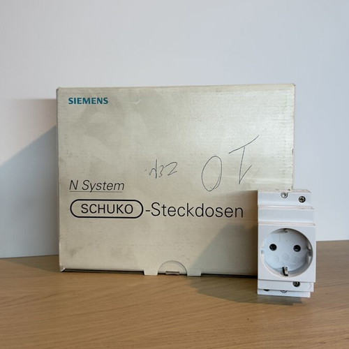 Schuko System M sockets set of 10 new