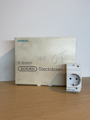 Schuko System M sockets set of 10 new