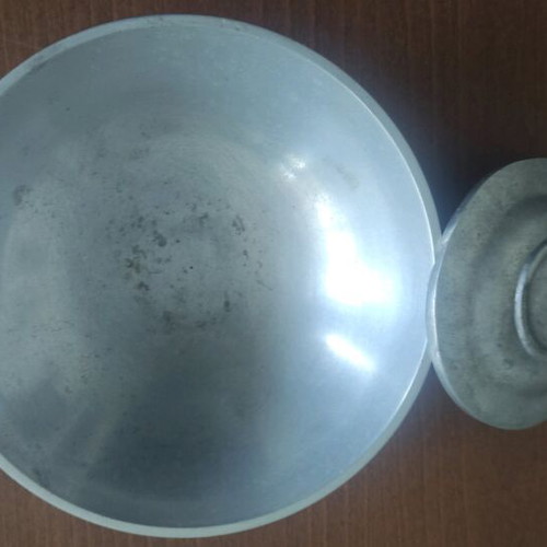 Tin useful items used, set of 2 pieces