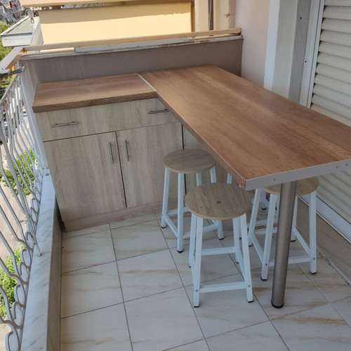 Kitchen island with cabinets and corner table with 4 stools like new