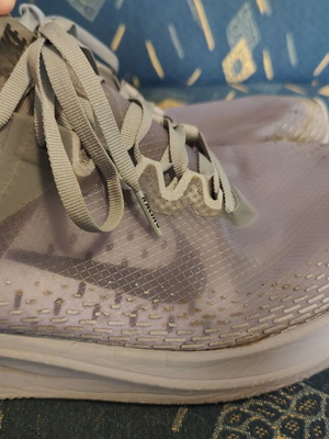 Nike Zoom Fly SP athletic shoes used, size 44, gray