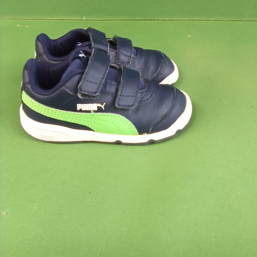 Puma baby sneakers size 22 used