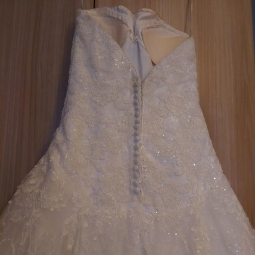 Demetrios wedding dress like new, strapless with French lace