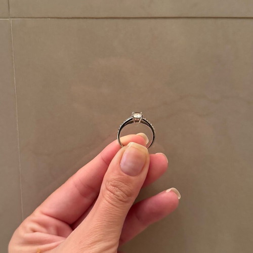 Swarovski ring like new, silver