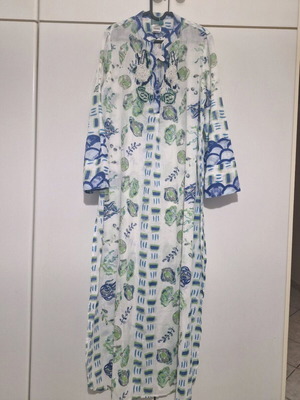 Caftan new cotton size S/M with side slits and embroidery