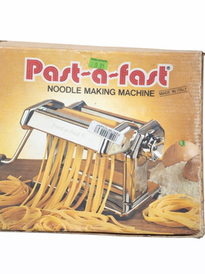 Noodle maker like new
