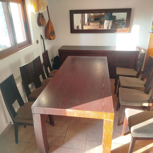 Dining room set like new, solid wood table, 8 chairs, buffet, mirror