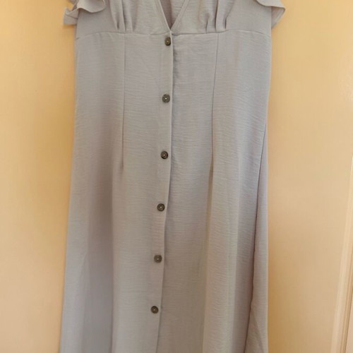 Beige dress like new, size L
