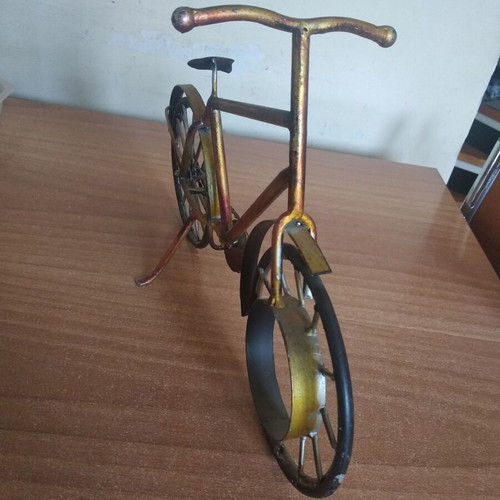 Metal decorative bicycle used