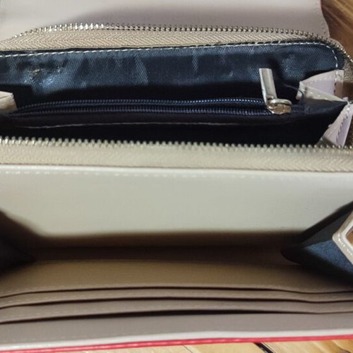 Verde red leather wallet, worn front and broken zipper